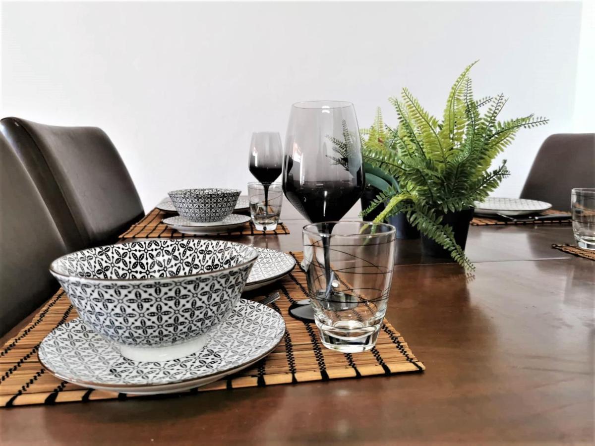 Cosea Living: Seaside 2 Bedroom Flat Kings Palace 209 Пафос Экстерьер фото