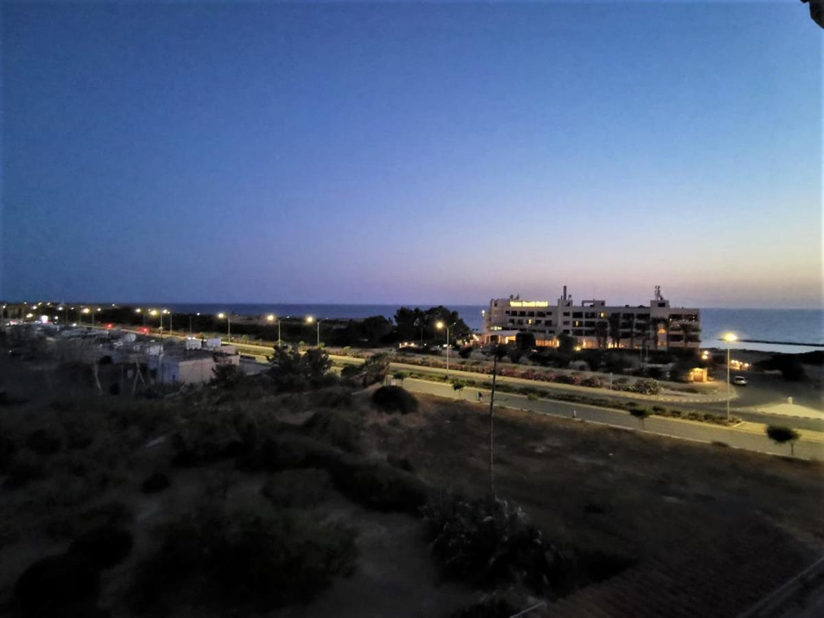 Cosea Living: Seaside 2 Bedroom Flat Kings Palace 209 Пафос Экстерьер фото